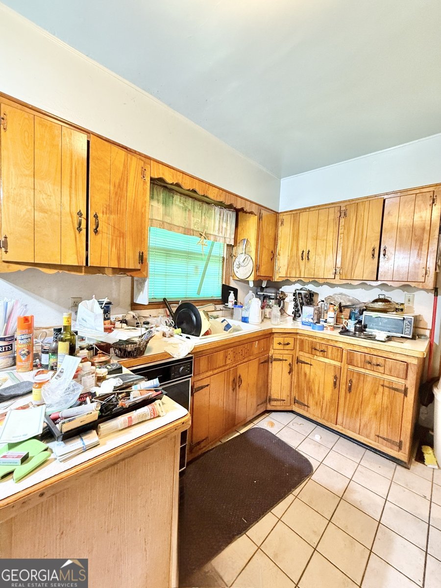 2177 Connally Drive East Point - 12