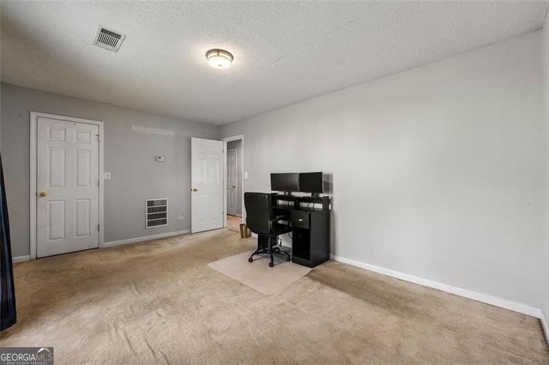 1241 CREEKVIEW Circle Riverdale - 8
