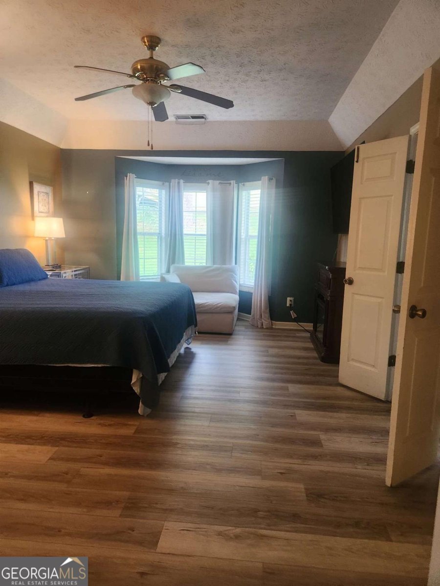 3784 River Lake Shore Ellenwood - 12