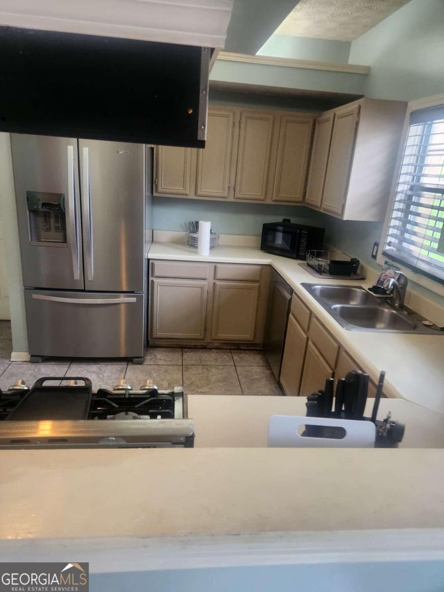 3784 River Lake Shore Ellenwood - 13