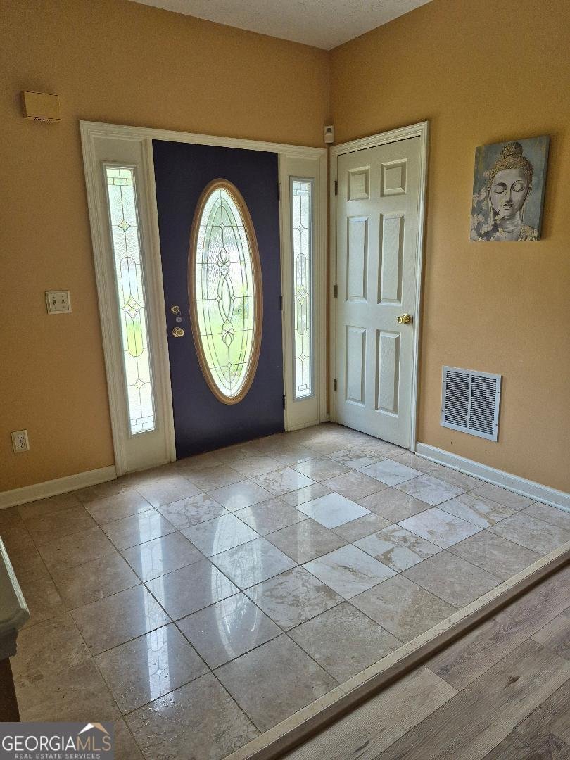 3784 River Lake Shore Ellenwood - 4
