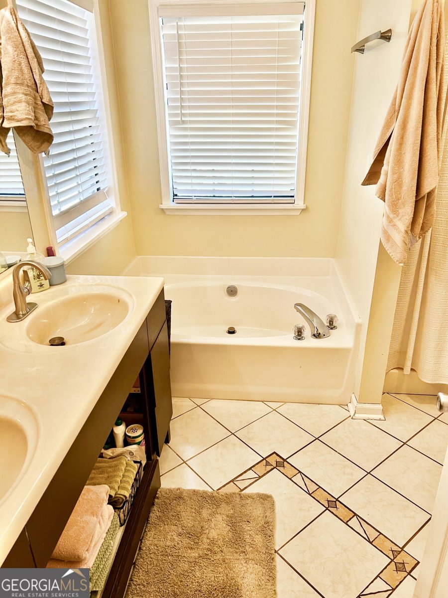 220 Crestwood Circle Centerville - 7