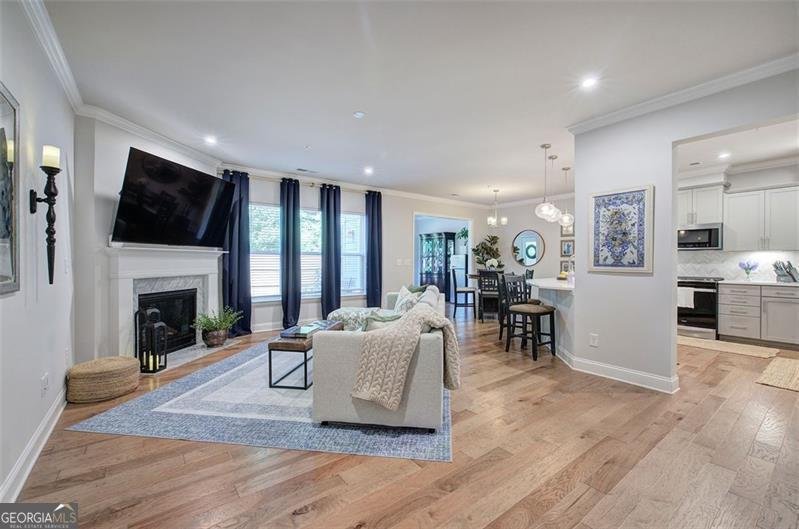 221 HOLDEN Way Woodstock - 3