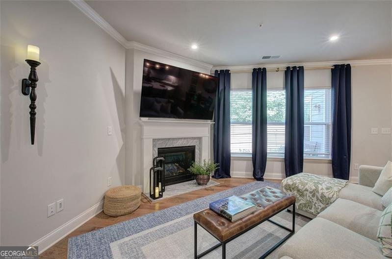221 HOLDEN Way Woodstock - 5
