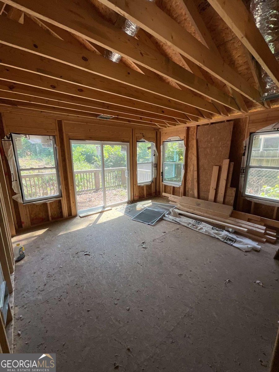 810 Clifton Road Atlanta - 11