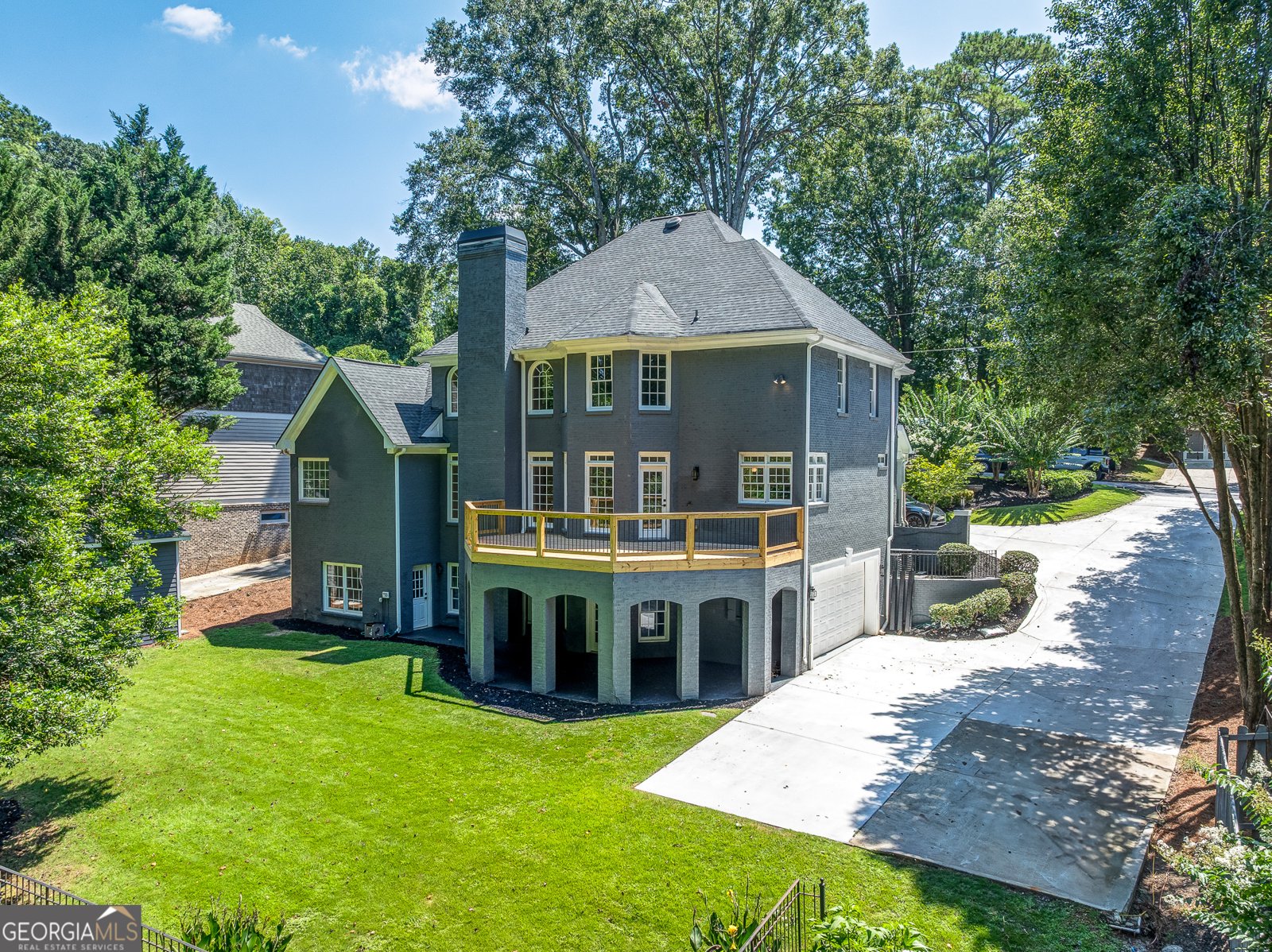 1076 Devine Circle Brookhaven - 2