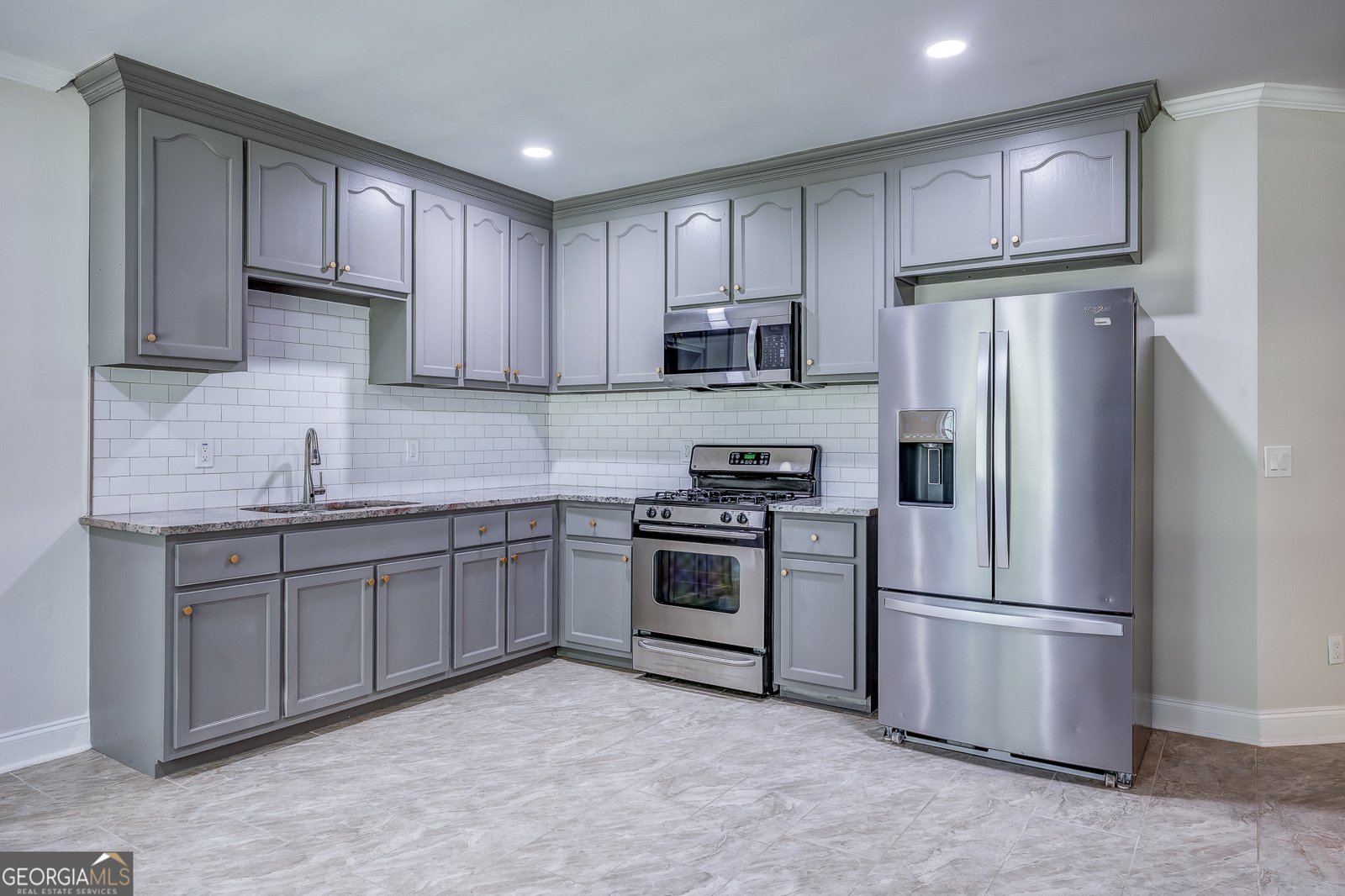 1076 Devine Circle Brookhaven - 44