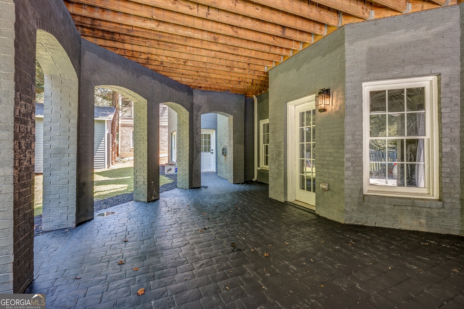 1076 Devine Circle Brookhaven - 5