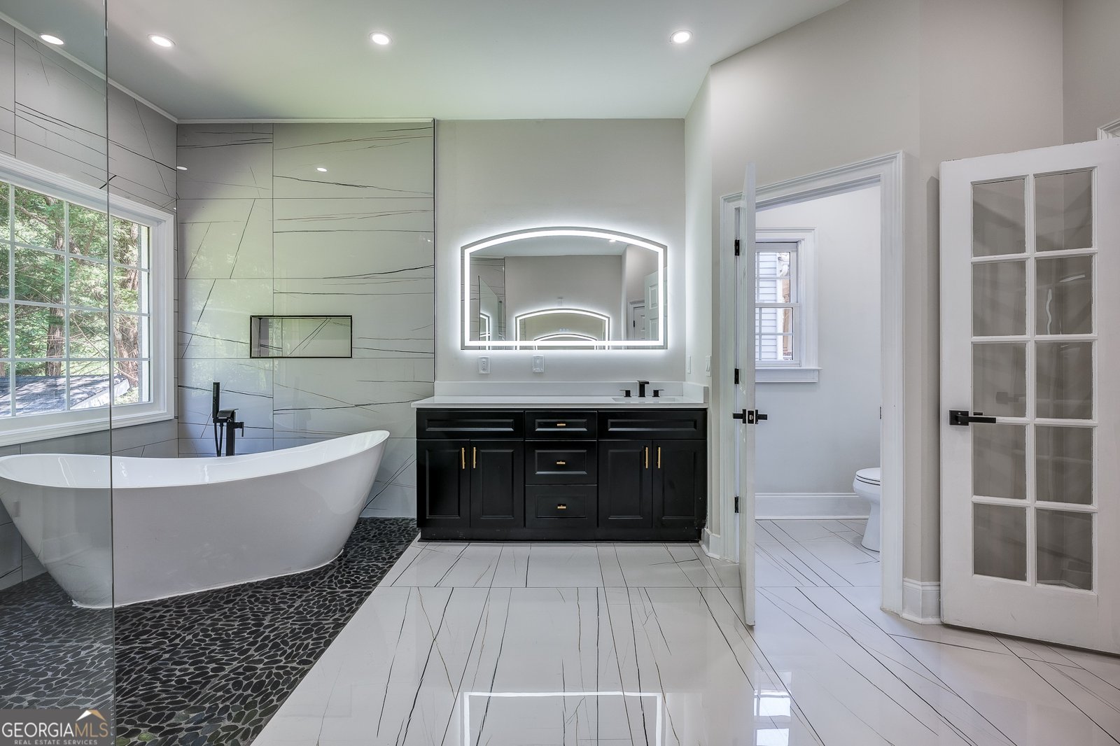 1076 Devine Circle Brookhaven - 8