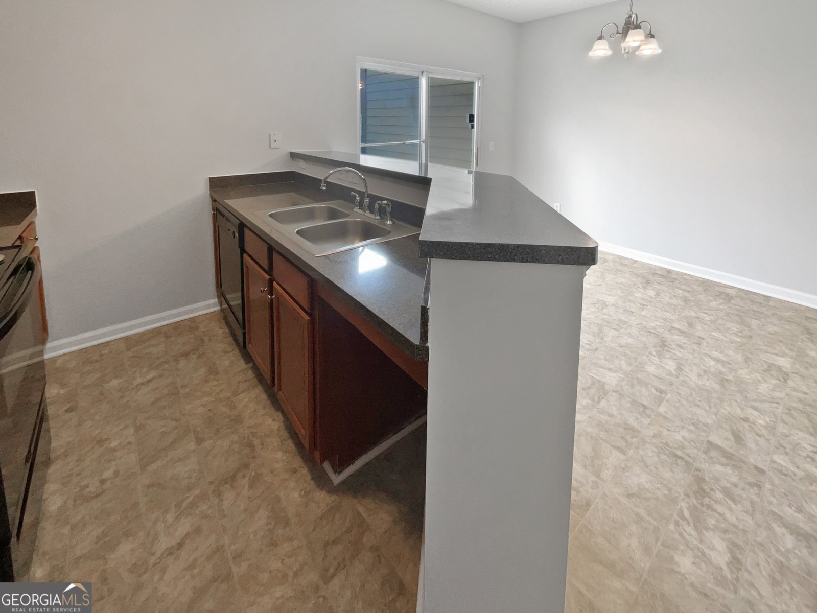 1826 Bayrose Circle East Point - 1