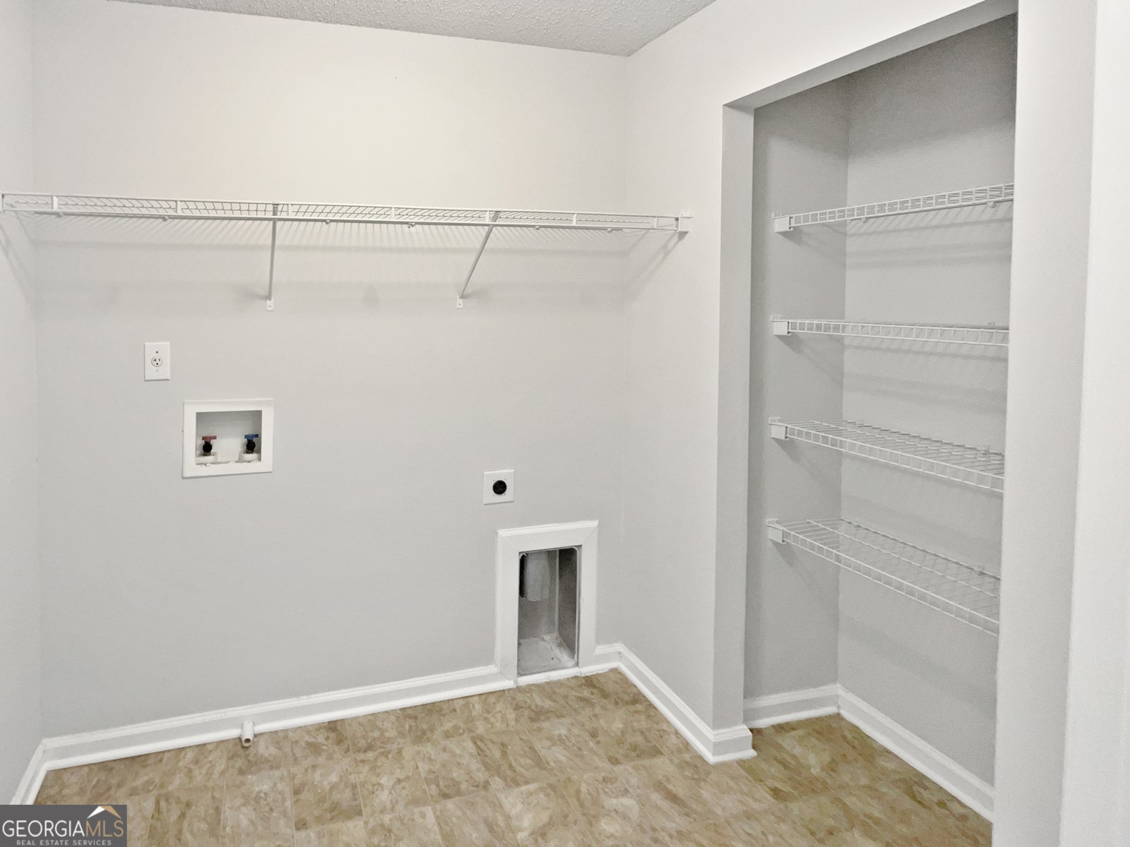 1826 Bayrose Circle East Point - 6