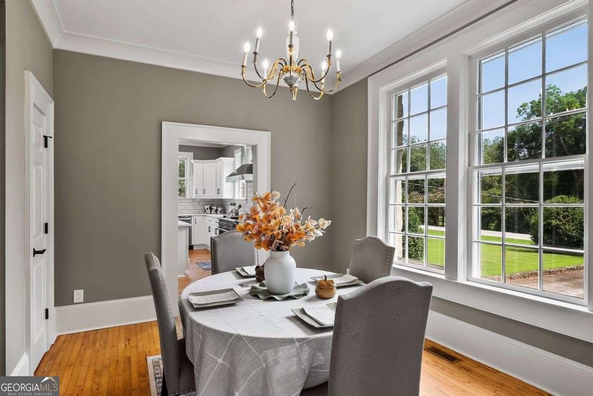 1206 Wesley Street Oxford - 17