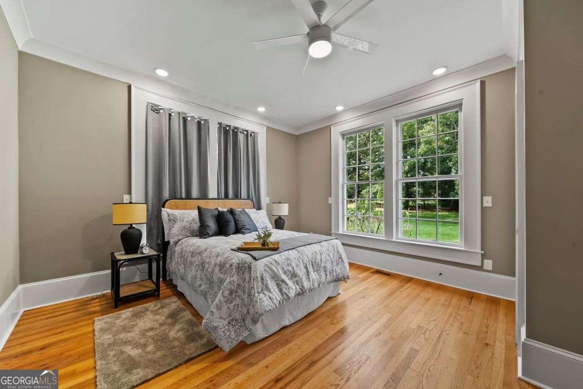 1206 Wesley Street Oxford - 32