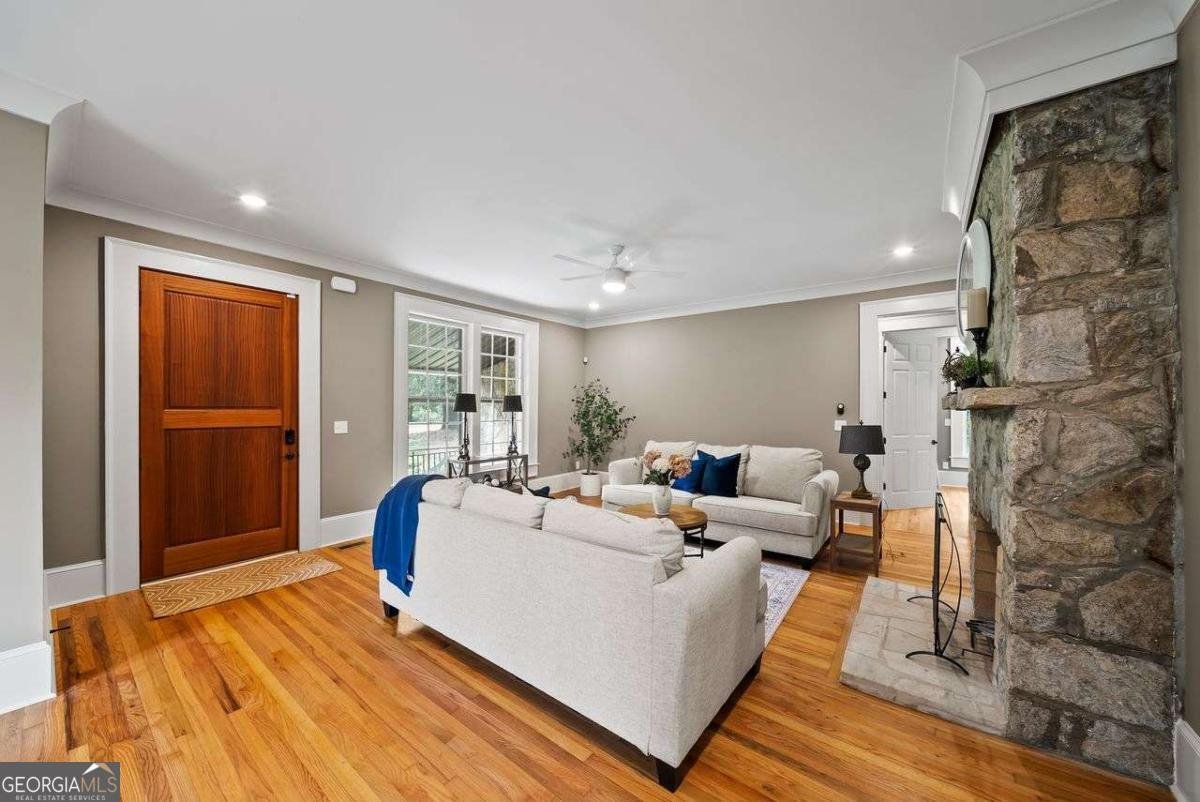 1206 Wesley Street Oxford - 8