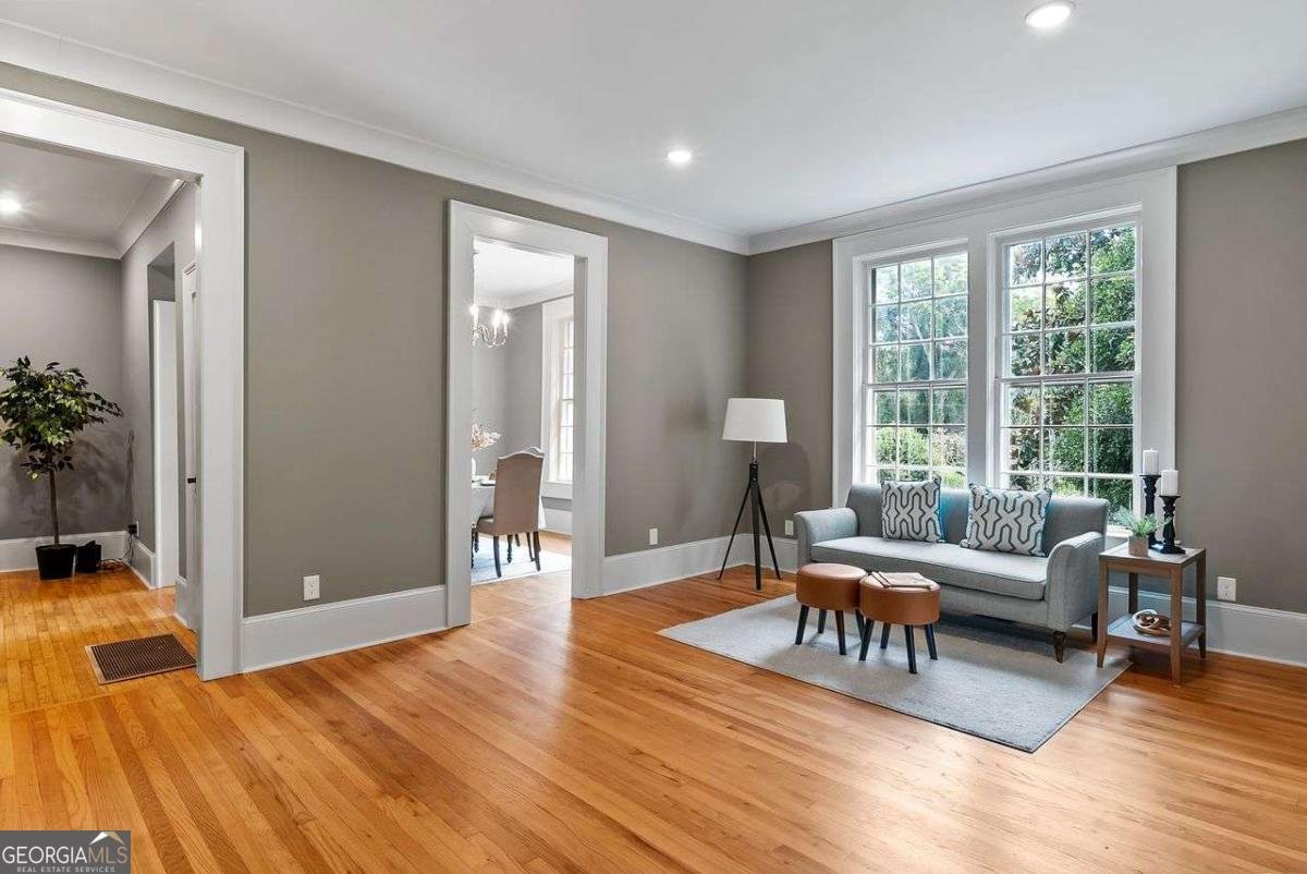1206 Wesley Street Oxford - 9