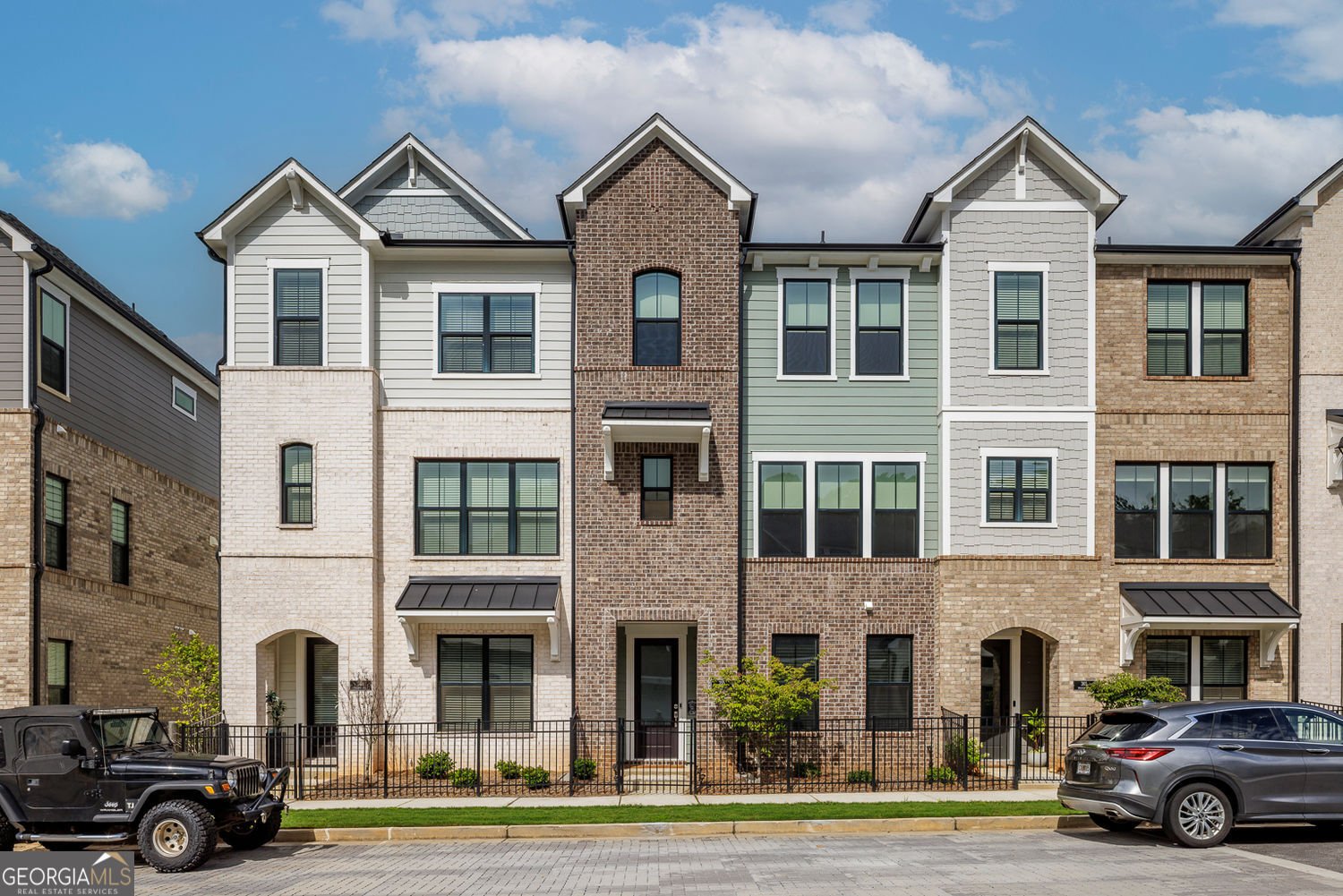 355 Walker Avenue Roswell - 1