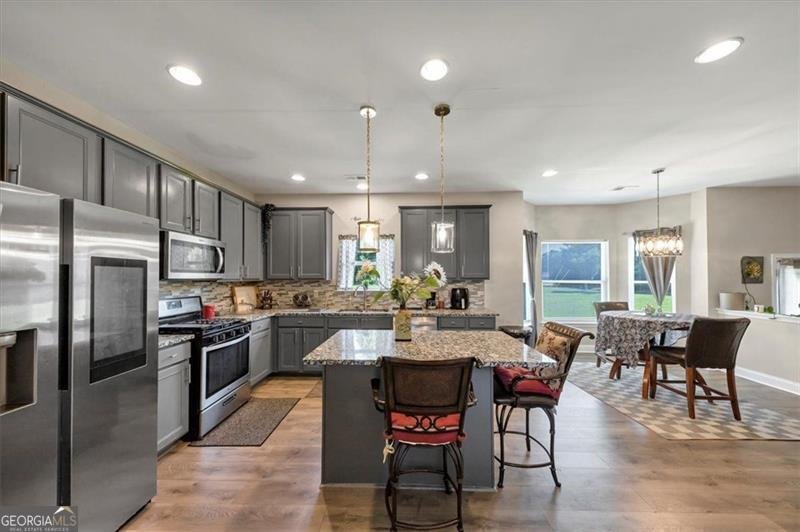 100 TAPESTRY Drive McDonough - 18
