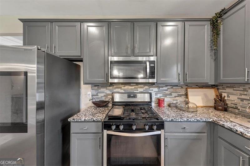 100 TAPESTRY Drive McDonough - 21