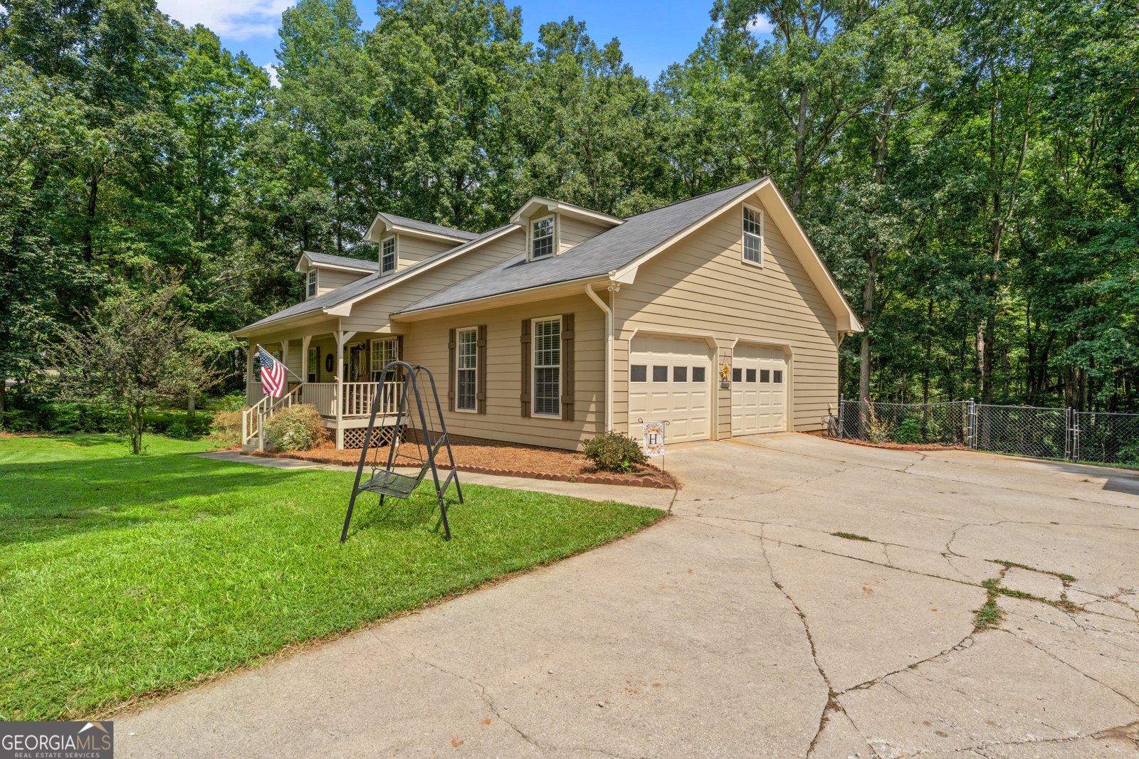 608 McKenzie Circle Stockbridge - 34