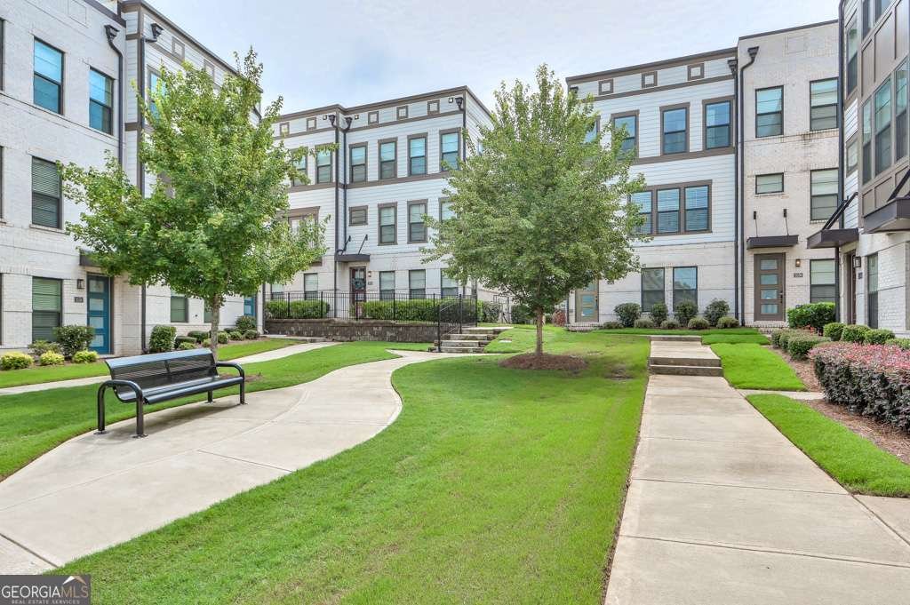 2032 Holtz Lane Atlanta - 10