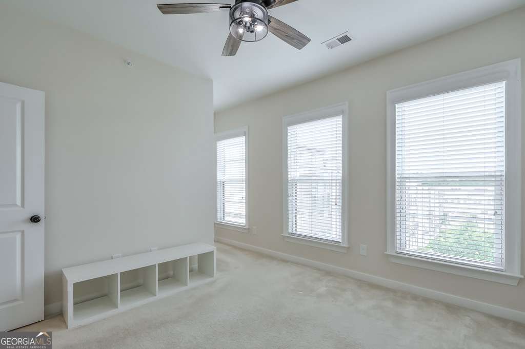 2032 Holtz Lane Atlanta - 4