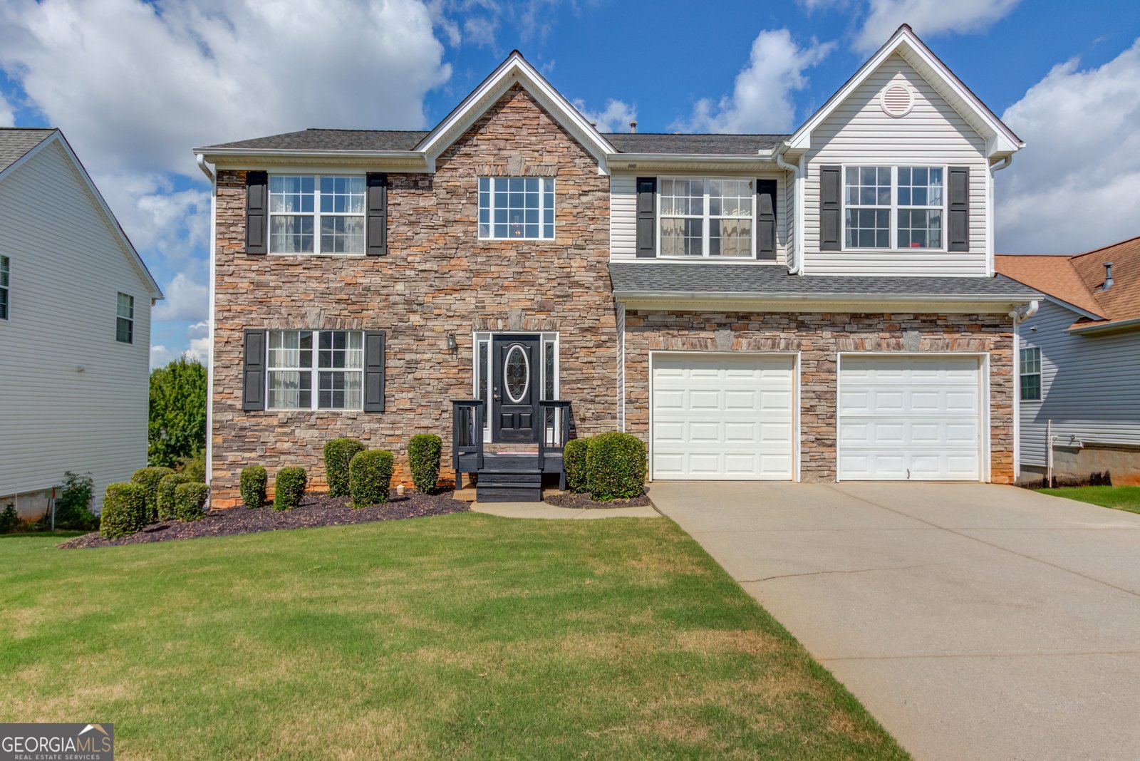 4015 Crescent Walk Lane Suwanee - 1