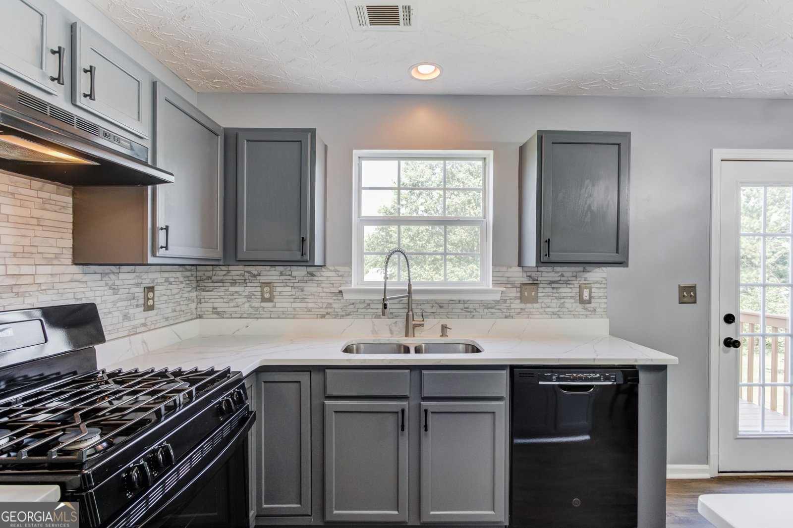 4015 Crescent Walk Lane Suwanee - 16