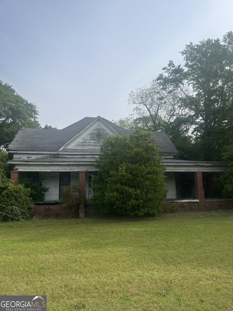8335 Eisenhower Parkway Lizella - 1