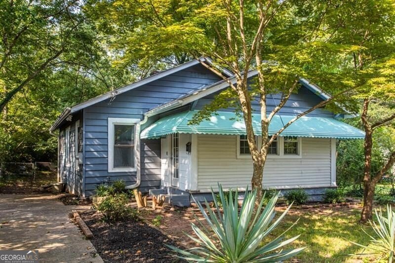 1436 Saint Francis Avenue East Point - 1
