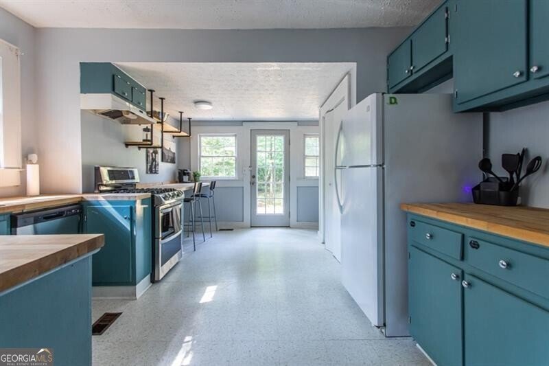 1436 Saint Francis Avenue East Point - 13