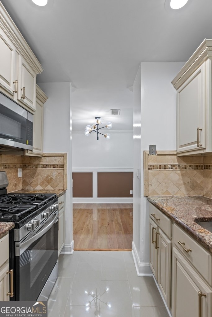 5250 Forest Downs Lane Atlanta - 11
