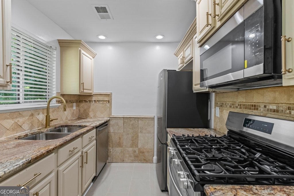 5250 Forest Downs Lane Atlanta - 12
