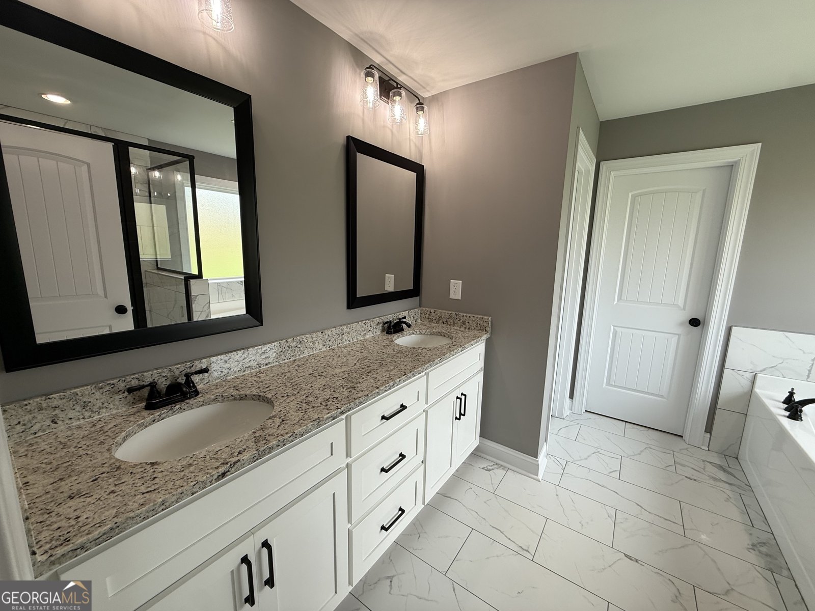 93 Camden Way Hawkinsville - 53