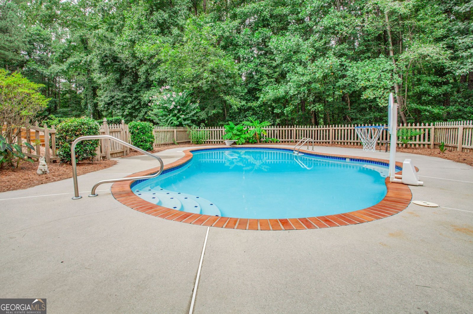 110 Sutton Court Tyrone - 40