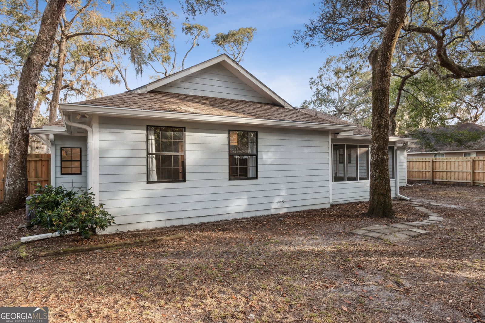 400 Dandy Street St. Marys - 7
