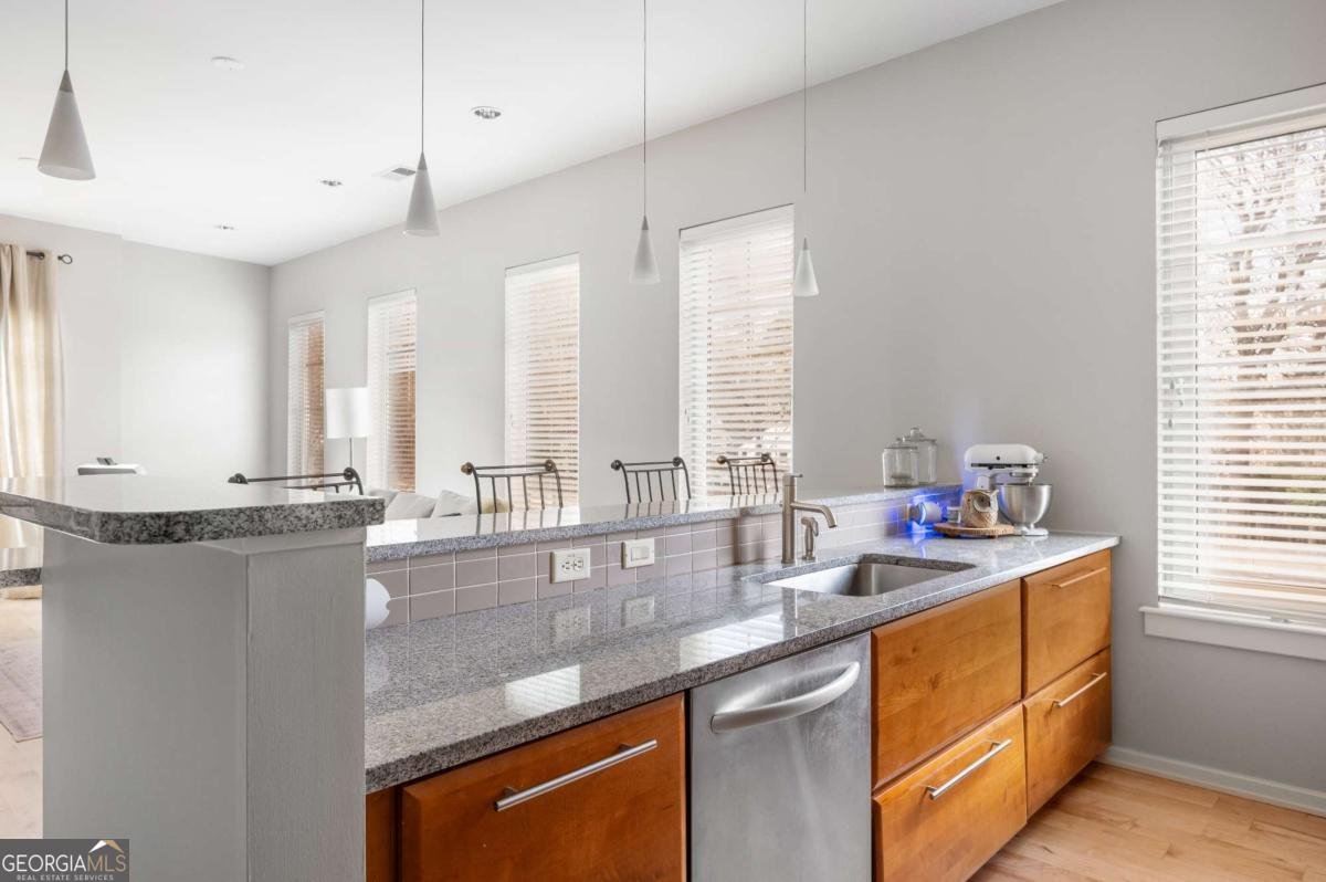 1430 Dresden Drive Atlanta - 4