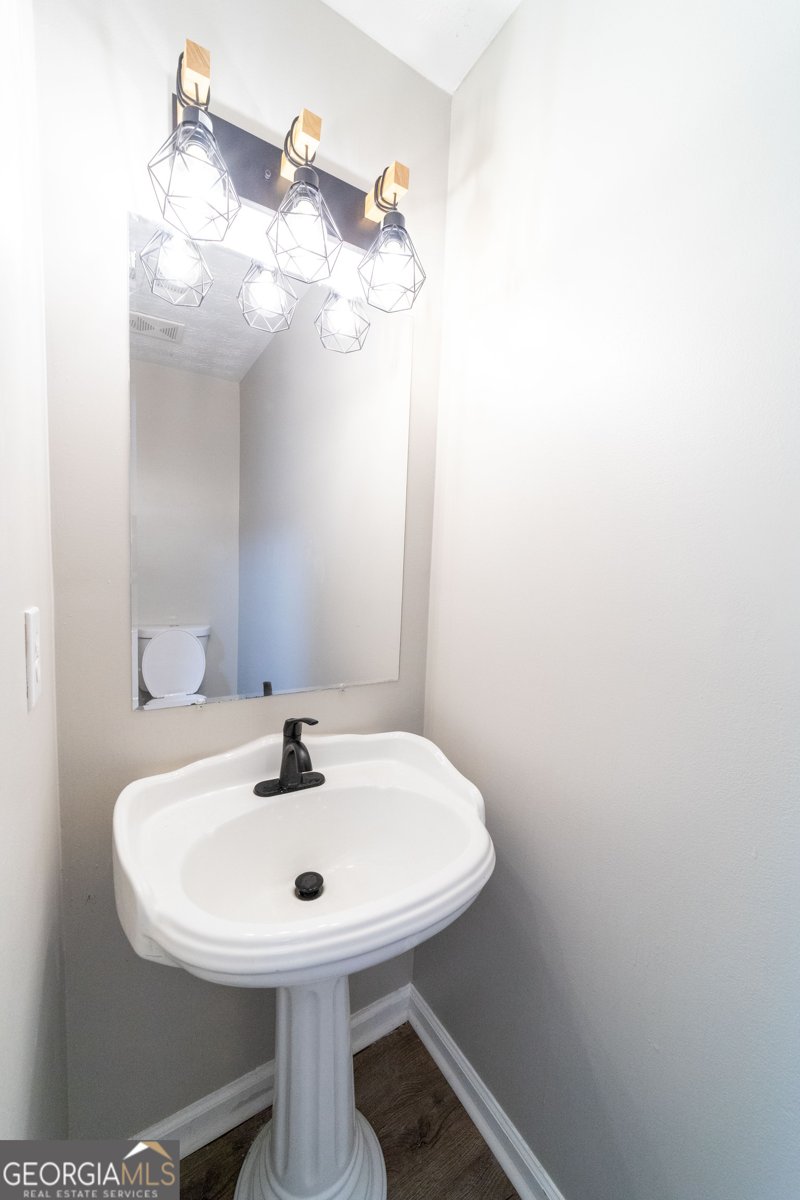 2552 Rainmaker Drive Decatur - 43