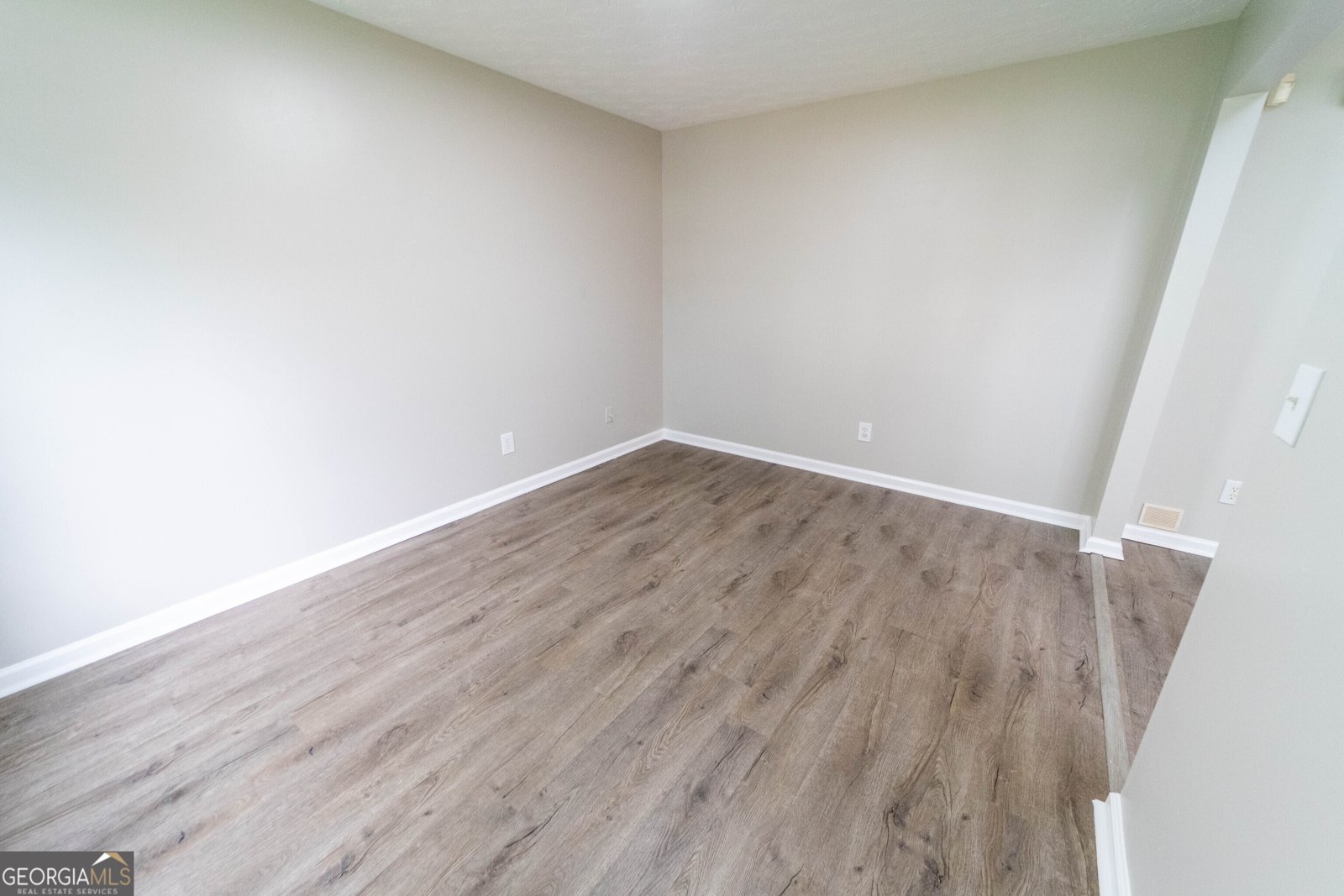 2552 Rainmaker Drive Decatur - 8