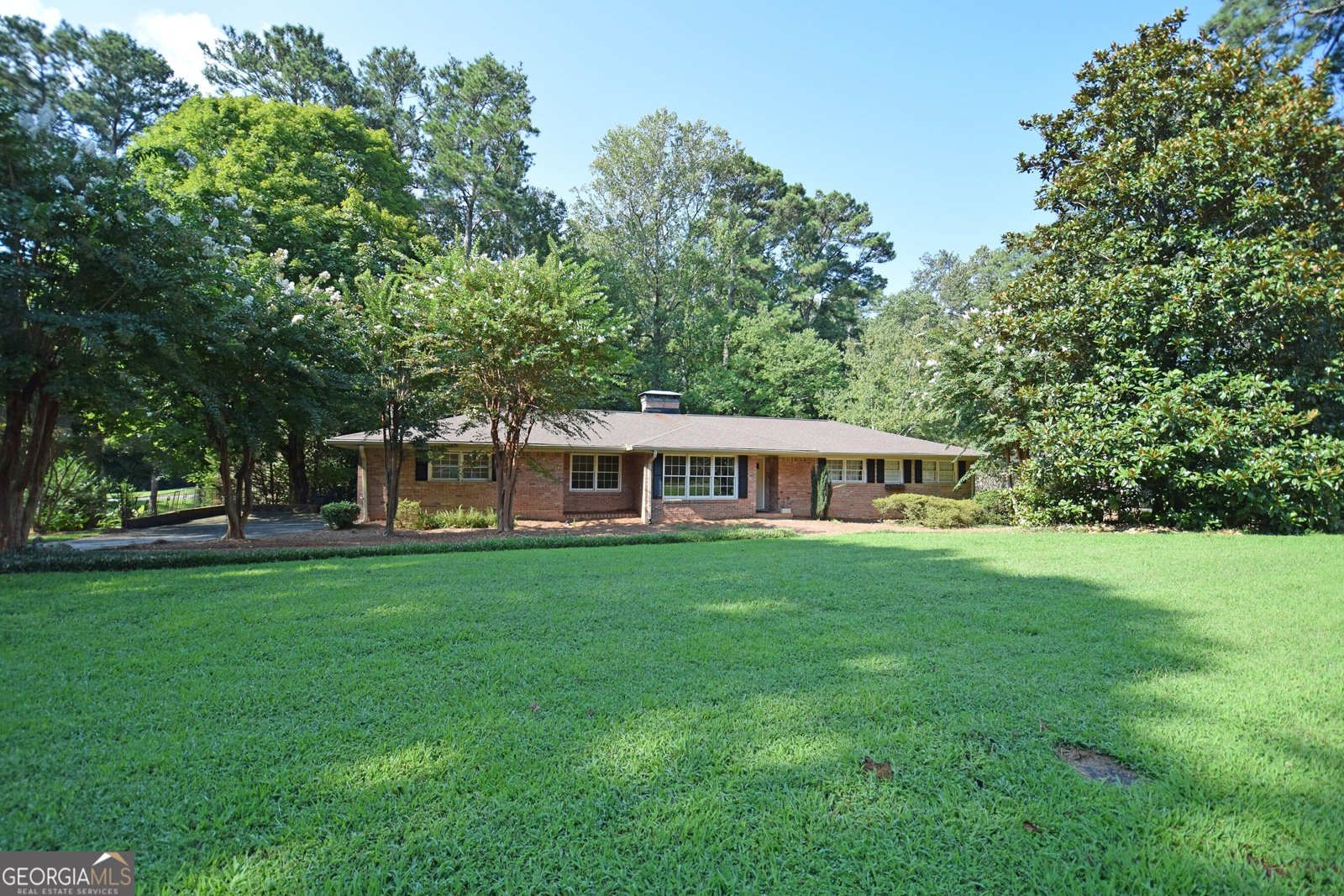 4320 Brookview Drive Atlanta - 1