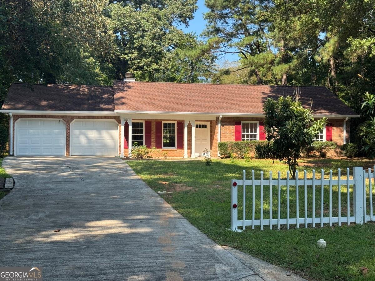 116 Woodglen Court Woodstock - 1