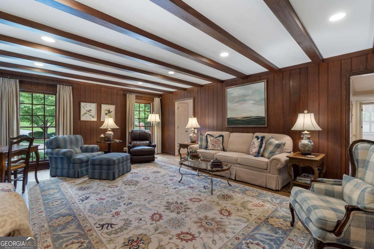 6206 Mountain Brook Way Atlanta - 1