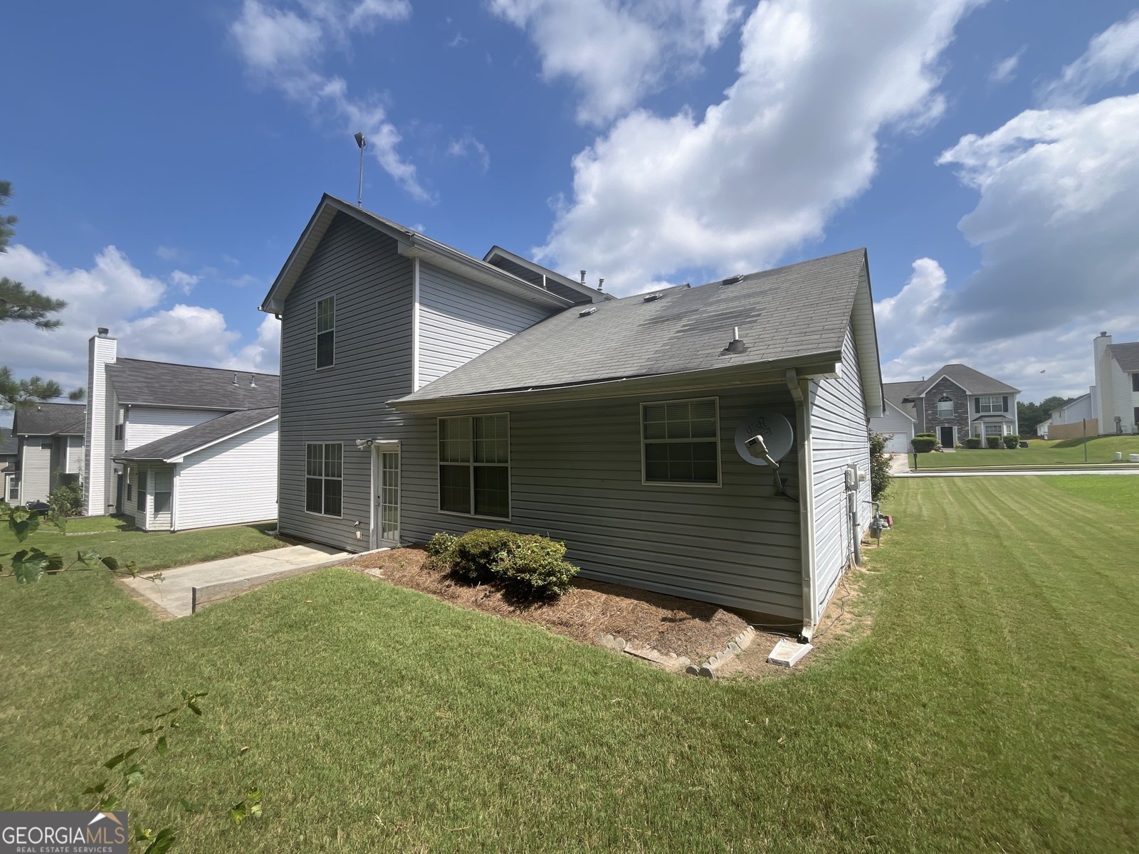 1335 Pebble Ridge Lane Hampton - 2