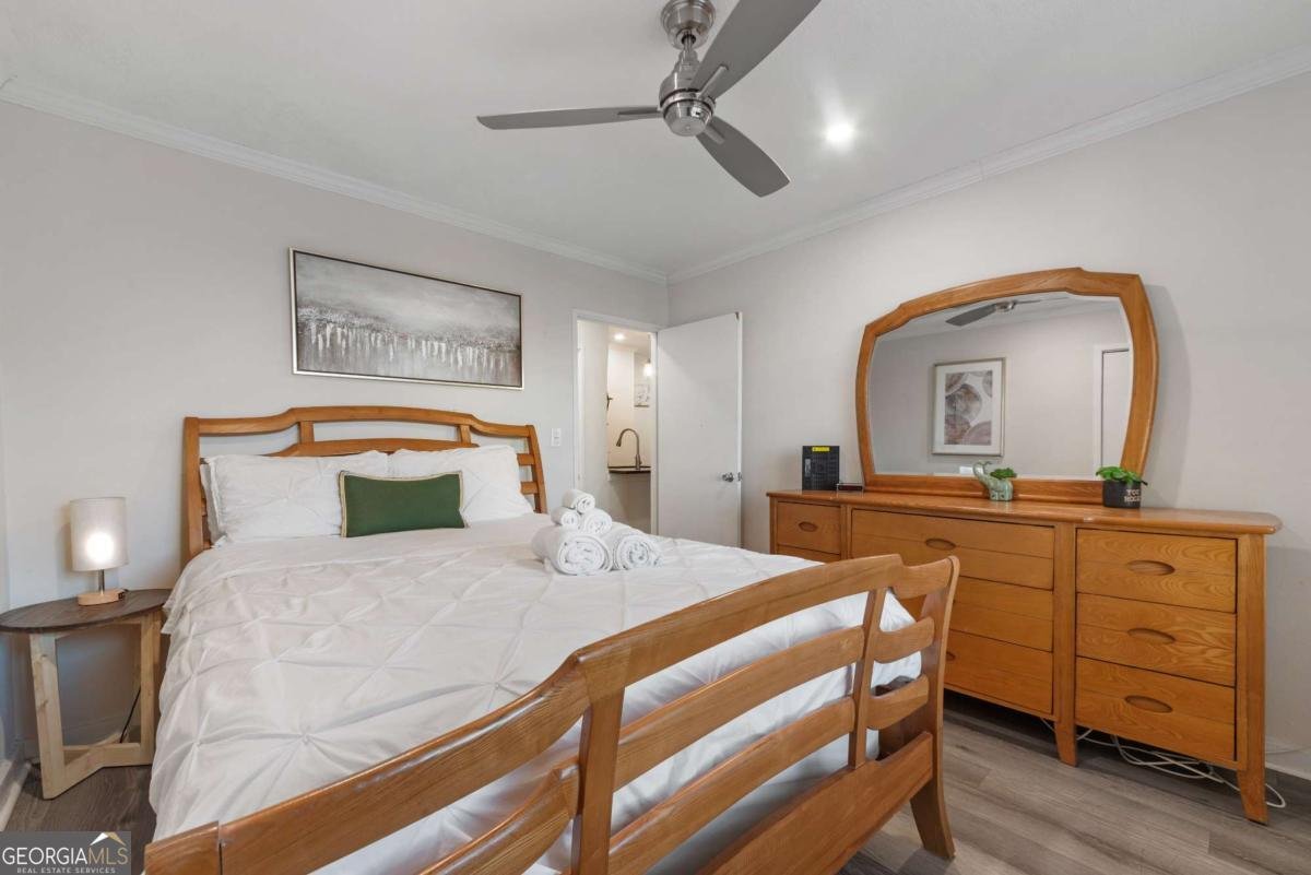 300 Peachtree Street Atlanta - 11