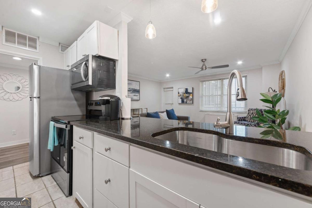 300 Peachtree Street Atlanta - 4