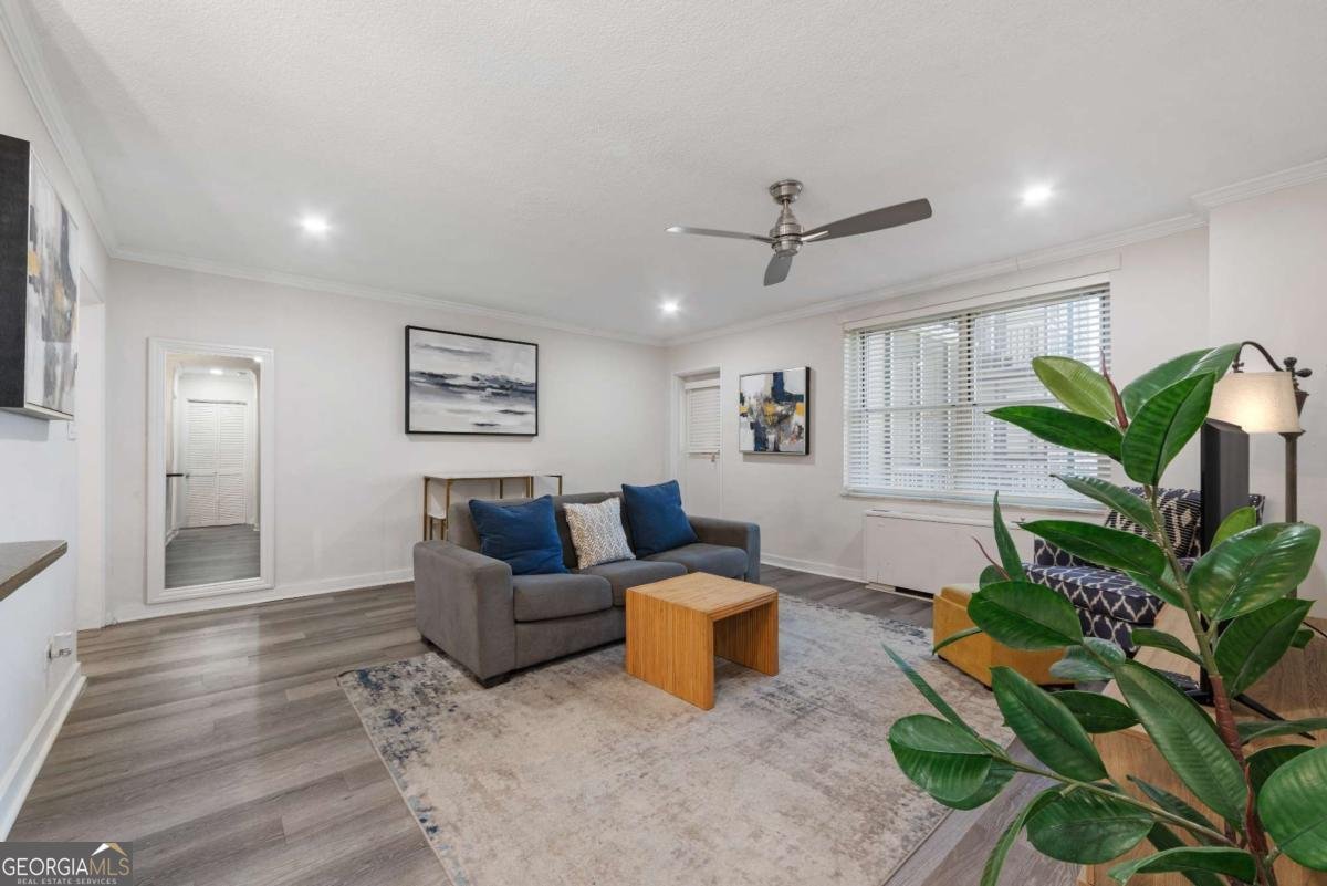300 Peachtree Street Atlanta - 7