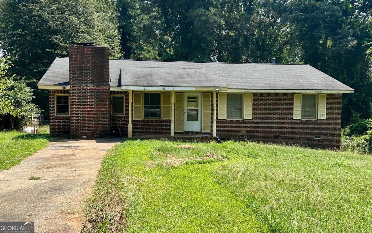 4399 Chelou Drive Austell - 1