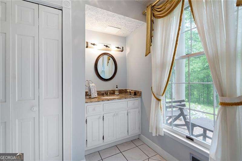 3275 BOB COX Road Marietta - 29