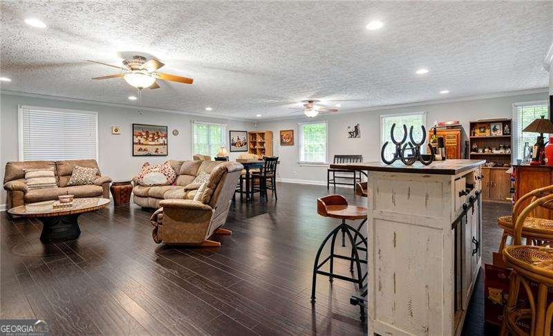 3275 BOB COX Road Marietta - 38