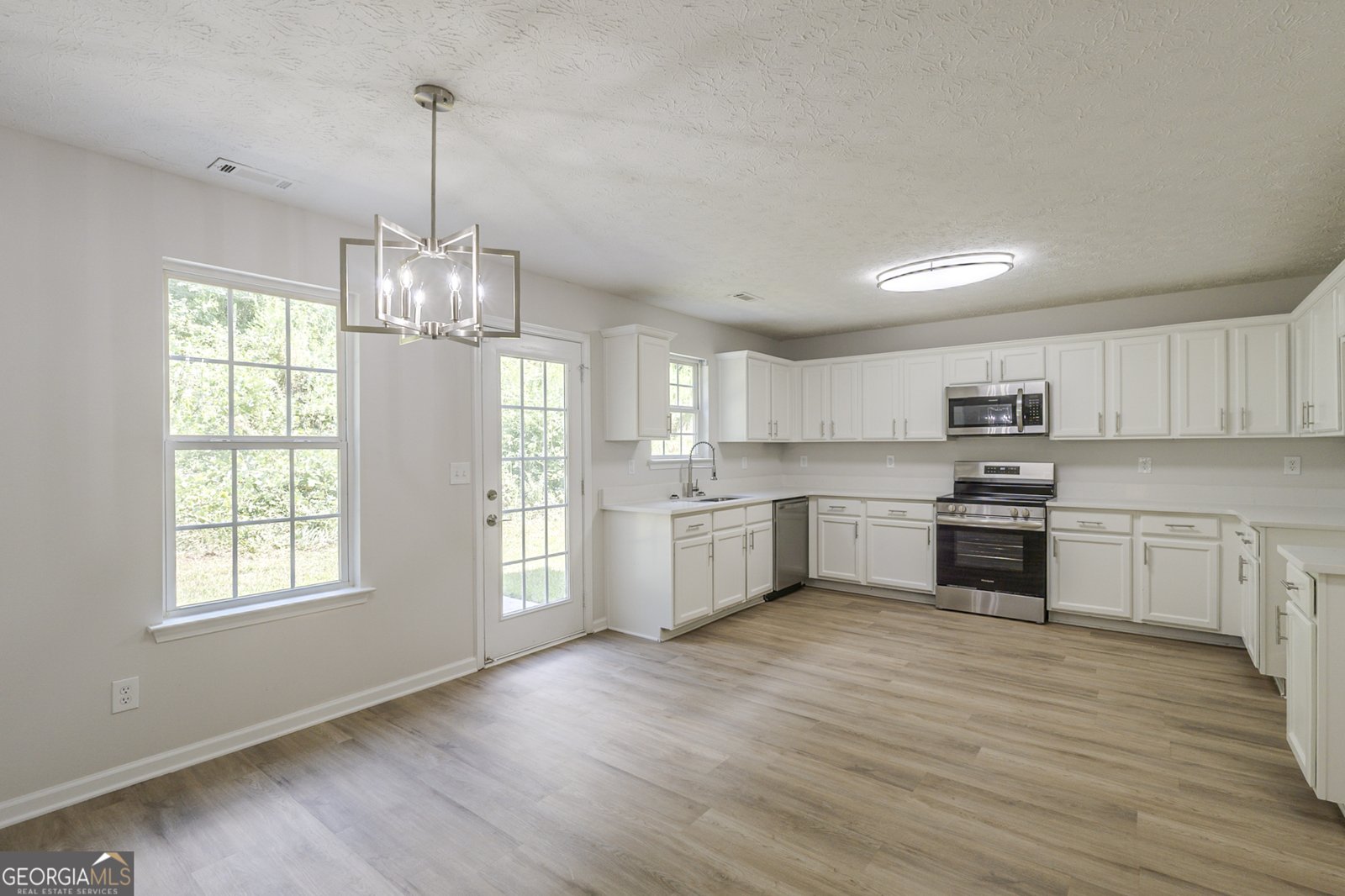 513 McCain Creek Trail Stockbridge - 8