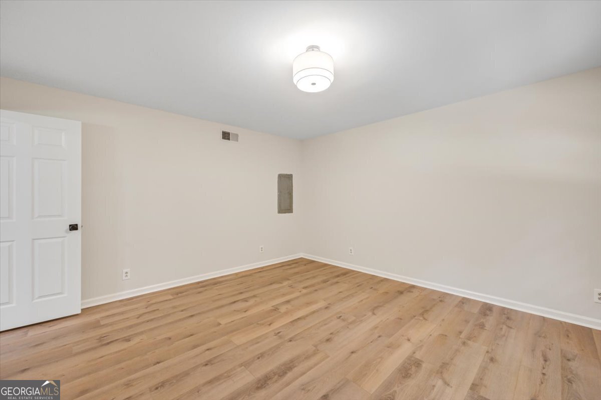 1177 Lucky Debonair Drive Macon - 45